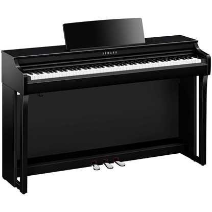 Bild på Yamaha CLP-825PE Polished Ebony (Cashbackkampanj )