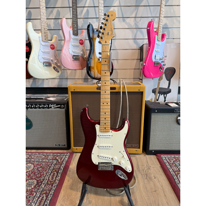 Bild på Fender AM Standard MN 2008 Candy Cola